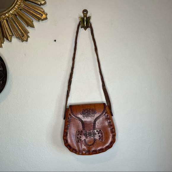 Vintage Handmade Leather Purse - Picture 10 of 11